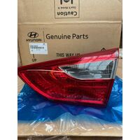 *CLEARANCE ITEM* Hyundai i30 Sedan Inner RH Tail Lamp 92404A5010